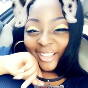 Meet your Posher, Ebony